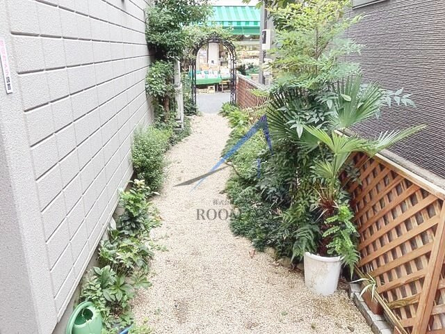 メゾンフェニックス