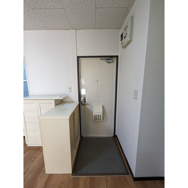 【玄関】