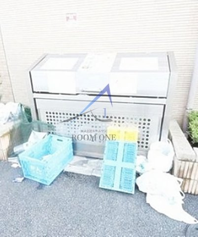 セシリアのその他共用部分|敷地内ごみ置き場です。