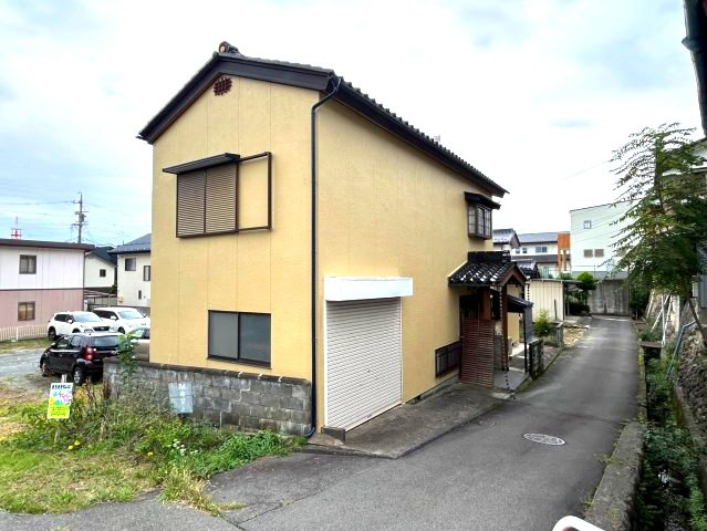 中古戸建　長野市大字小柴見の外観