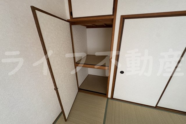コーポ村井の収納|ちょっとした収納スペースも充実しています