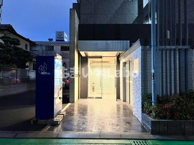 ネストピア博多駅ステージのエントランス