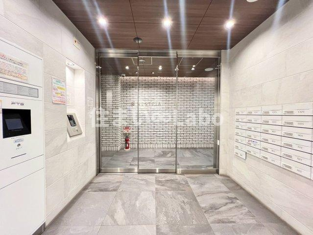 ネストピア博多駅ステージのエントランス
