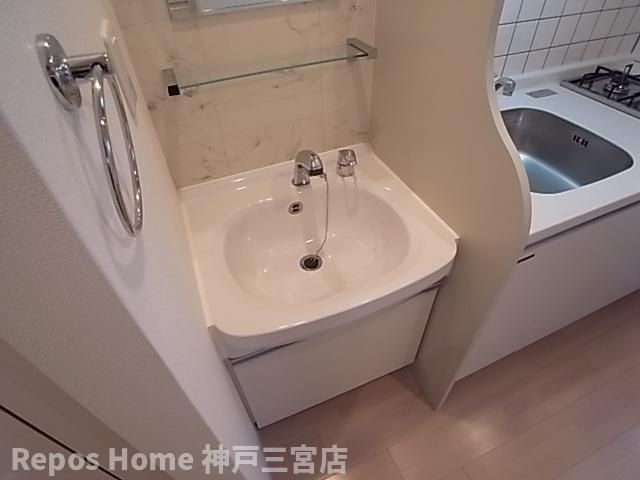 プレサンス三ノ宮駅前プライムタイムの洗面所