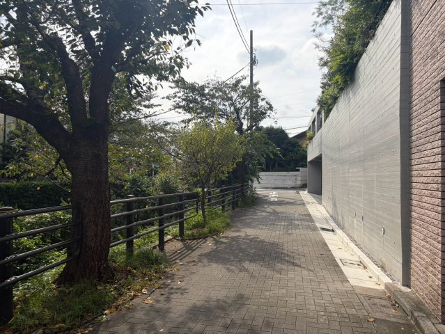 10/17　価格変更の前面道路含む現地写真