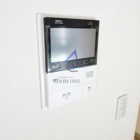 レクセル高田馬場のセキュリティ|モニター付きインターホンです。