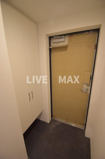 【玄関】セレニテ西中島アリア弐番館 