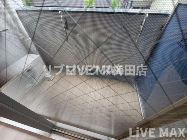 【バルコニー】プレサンス天満橋ヴェルエラ