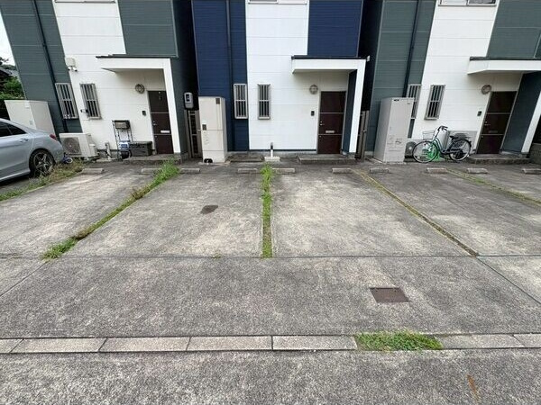 炭の家(長良町4丁目)の駐車場
