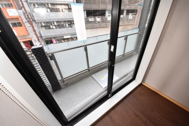 ブエナビスタ難波元町のバルコニー