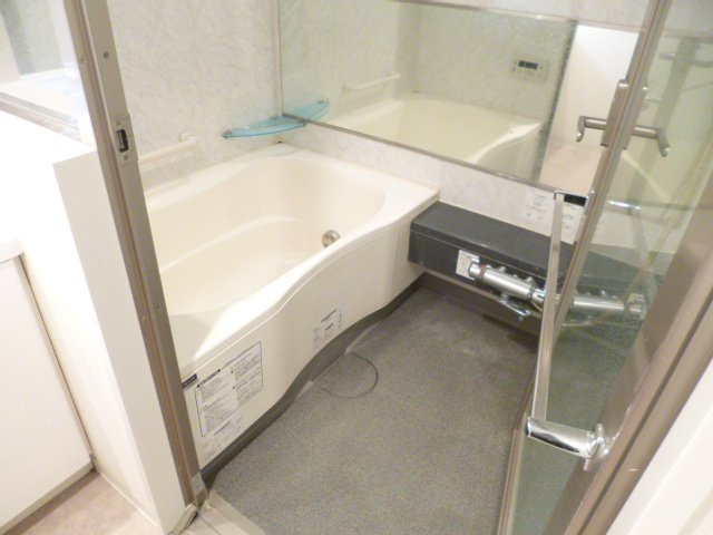 ファミール御茶ノ水アンシェールの浴室