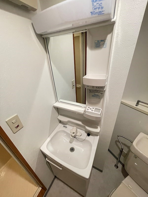エンクレスト博多駅前の洗面所