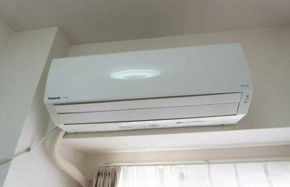 【設備】 | プラーズ南幸町I | エアコン完備で1年中快適。