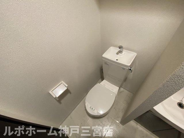 サムティ三宮レガニールのトイレ