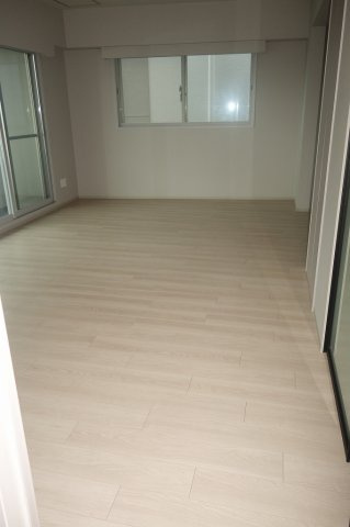 フォレストヒルズ小日向のエントランス