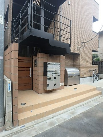 インスパーク本駒込の外観