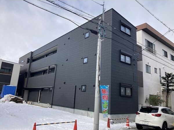 AVENIRの外観