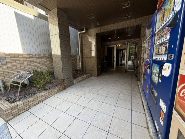 Floresta名駅のロビー