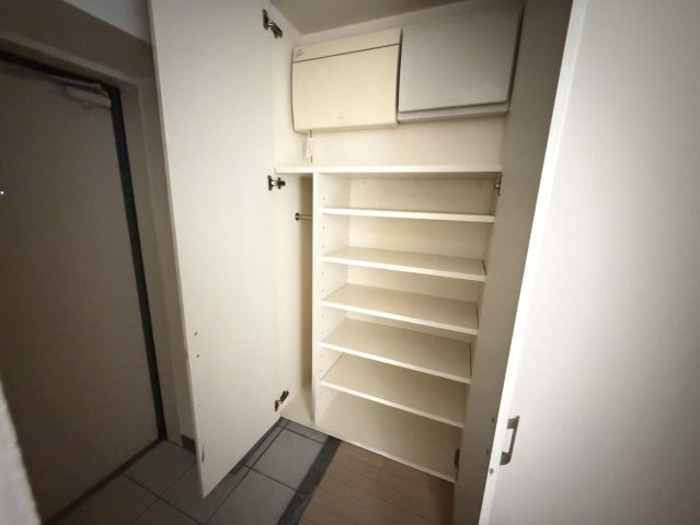 Floresta名駅の収納