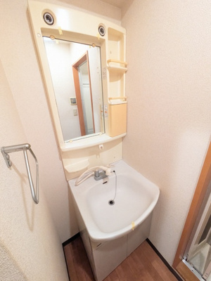 ※クリーニング前の参考写真です