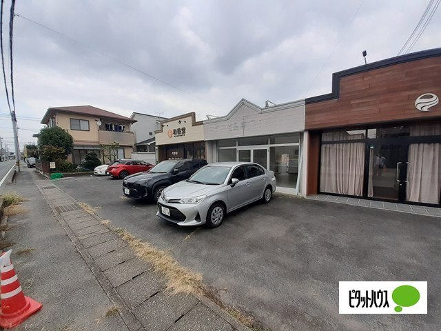 上中居町店舗の外観