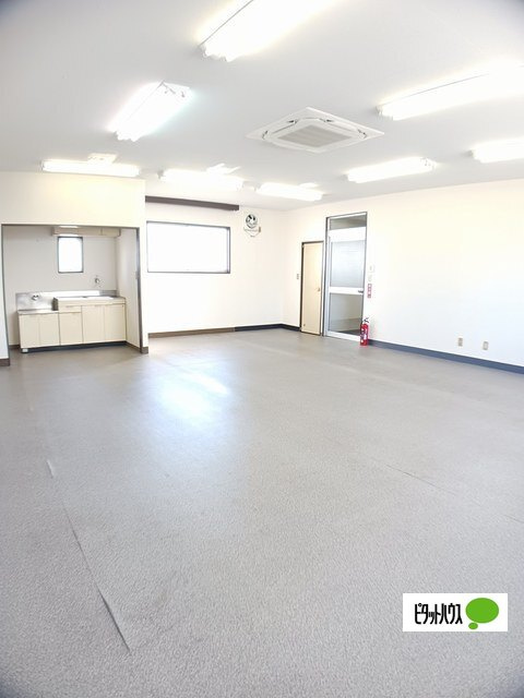 問屋町事務所の内装