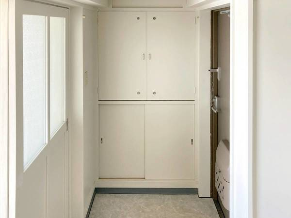 ビレッジハウス燕1号棟の玄関|ビレッジハウスの同一物件・同一タイプの間取りの写真です