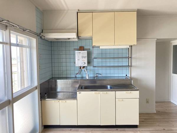 ビレッジハウス燕1号棟のキッチン|ビレッジハウスの同一物件・同一タイプの間取りの写真です