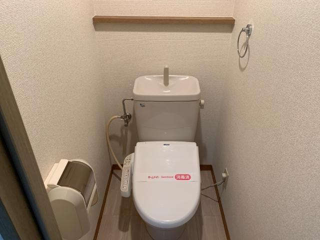 グリーンヒルズ図書館通りのトイレ|シャワー付トイレ