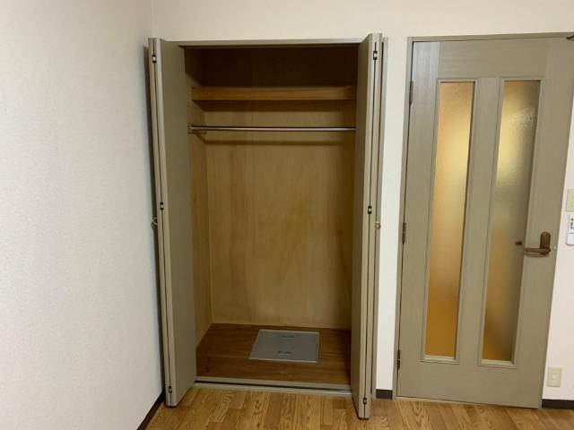 グリーンヒルズ図書館通りの収納|収納
