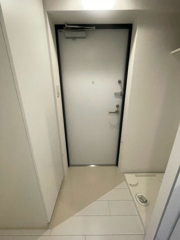 MAXIV梅島DUEの玄関