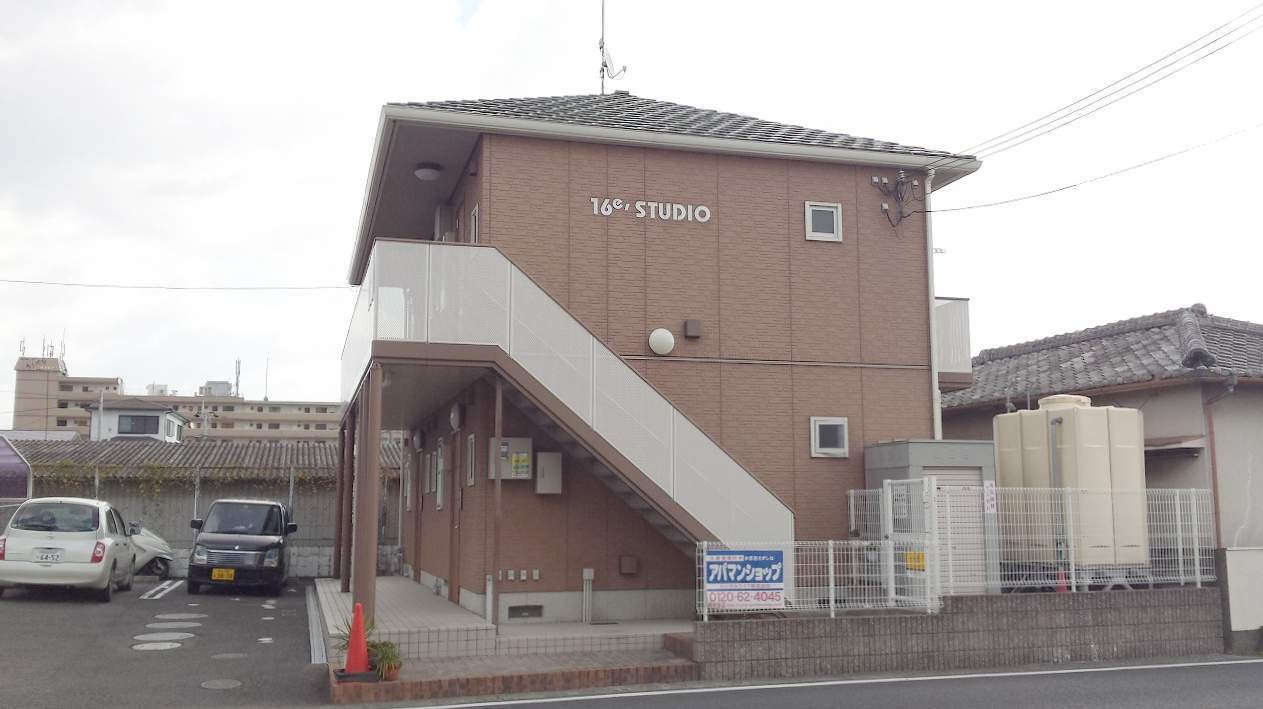 16eSTUDIOの外観