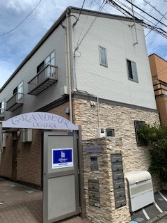 グランデュールオグラの外観