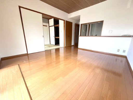 Salle de Verdureの居間・リビング|【居間・リビング】