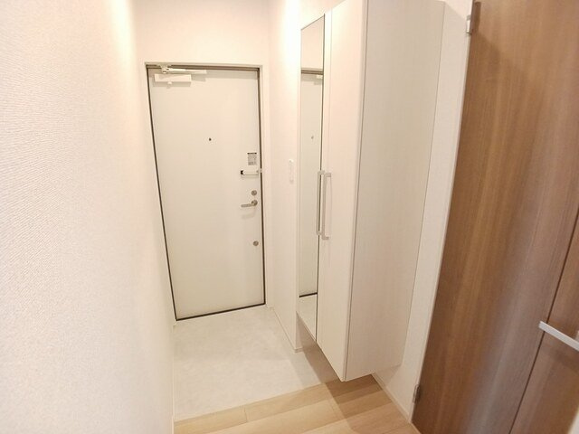ユニゾン　アザレアⅠの玄関