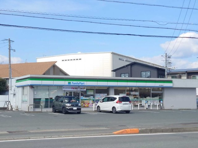 レオパレス赤い靴の周辺
