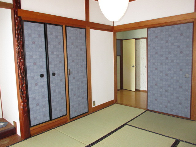 生駒郡三郷町美松ケ丘東１丁目の一戸建ての居間・リビング