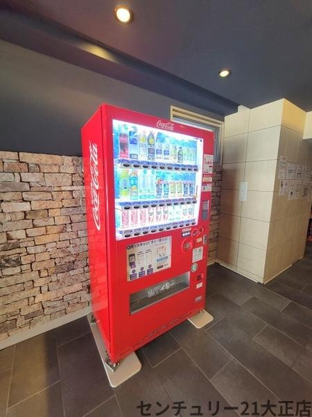 ラシュレエグゼ難波南のエントランス