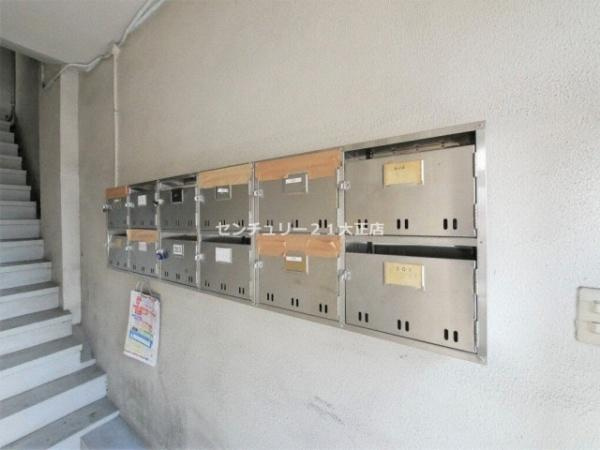 今郷マンションのエントランス