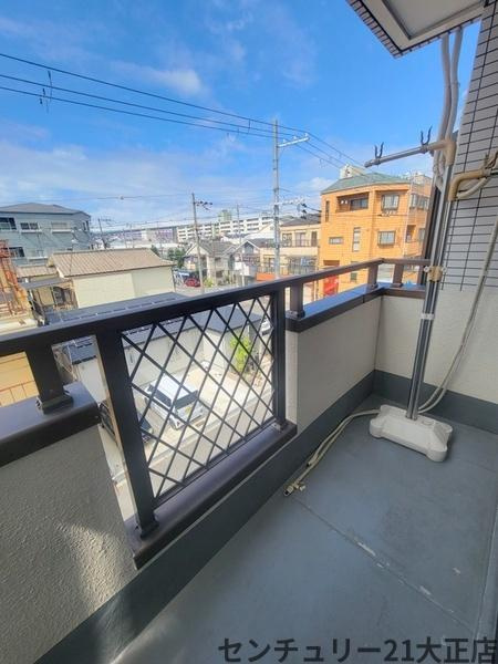 鶴町3丁目マンションのバルコニー