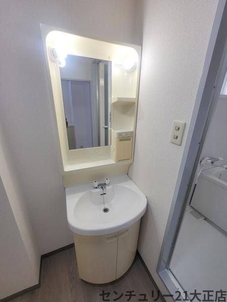 鶴町3丁目マンションの洗面所