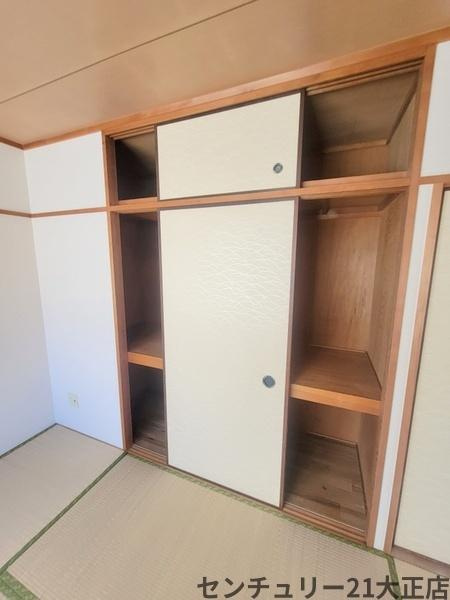 鶴町3丁目マンションの収納
