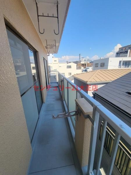コータスKNのバルコニー