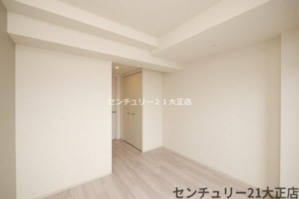 レジュールアッシュアーバンイールの洋室
