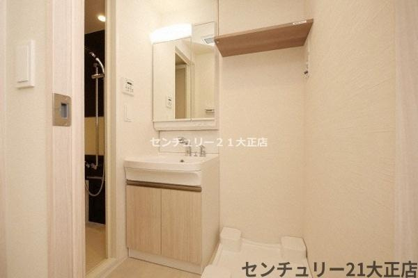レジュールアッシュアーバンイールの洗面所