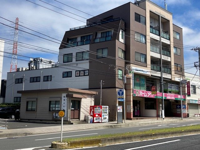 エスタ泉 の外観