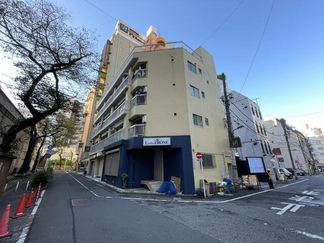 峰マンション（北大塚）の外観