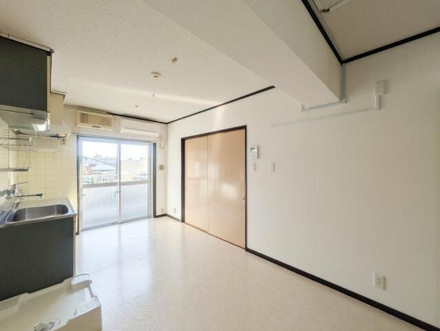 さがみ野東洋マンションの居間・リビング