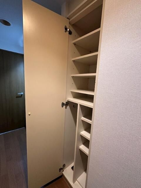 テラスデイジィの玄関