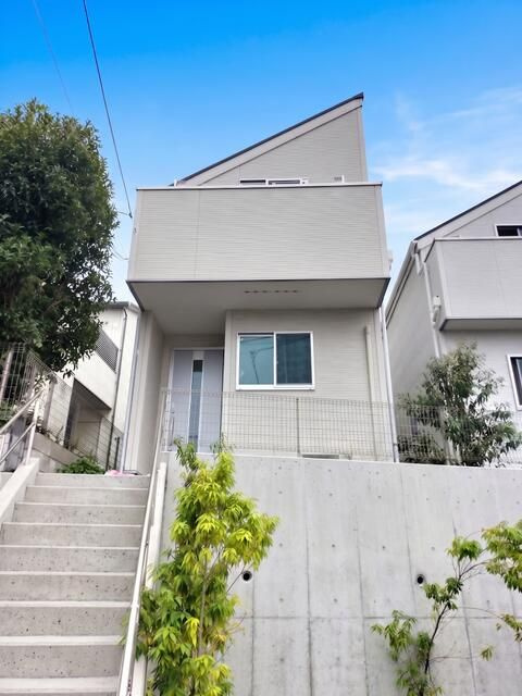 練馬区大泉町２２－２期　１号棟の外観
